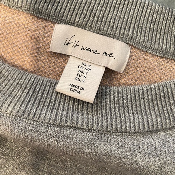 NWT If It Were Me Size S Oversized Cropped Pink Frosted Donut Pullover Sweater - Picture 12 of 13